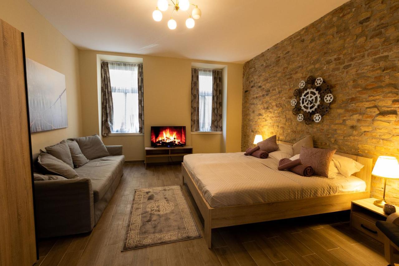 Comfortable Romantic 1 Bedroom Apartment Near Augarten Viena Exterior foto